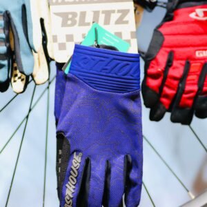 Blitz Swell Glove