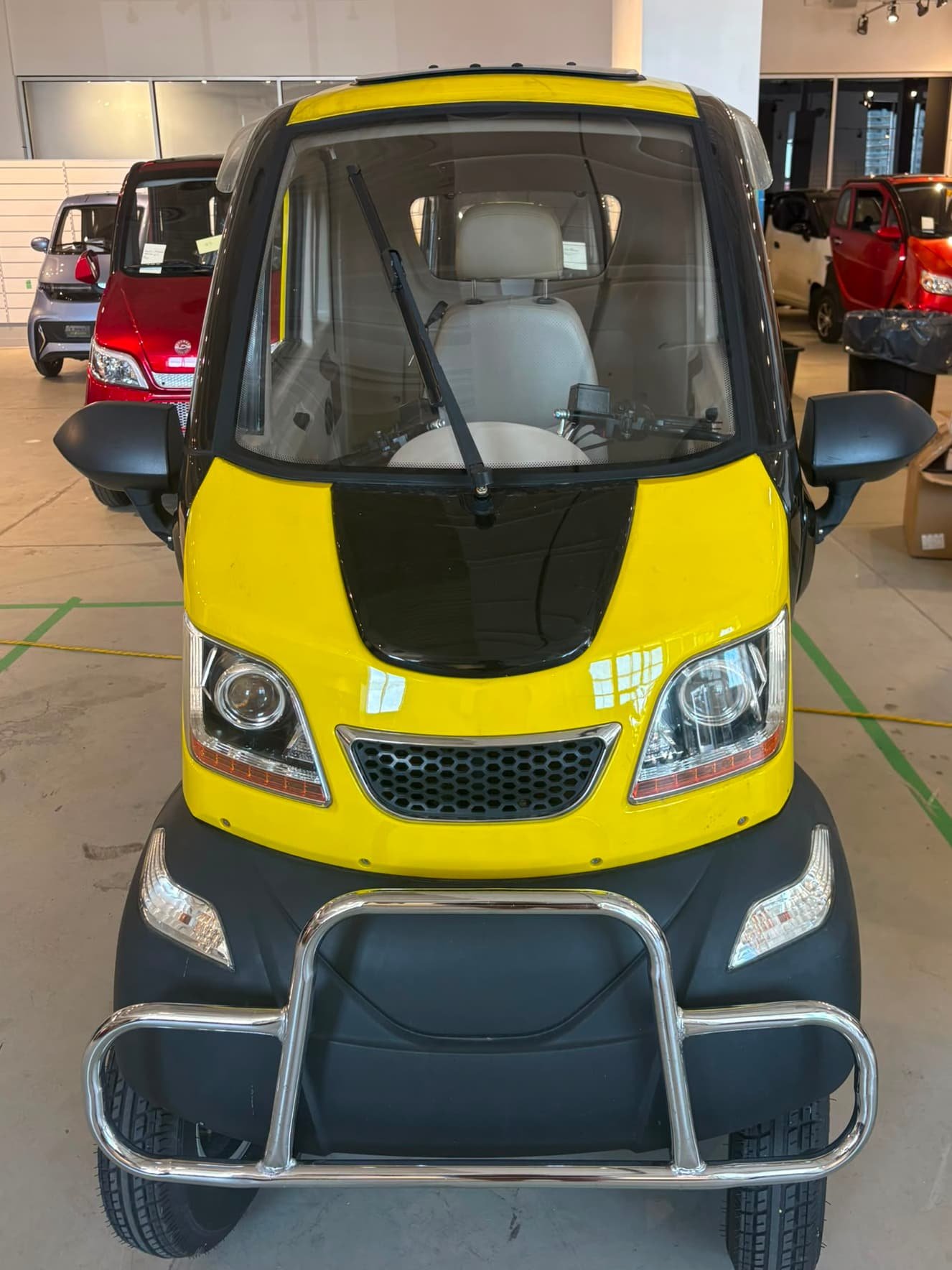 Yellow Gio Golf Enclosed (Trade In)
